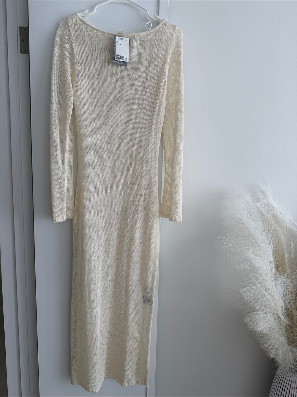 HM silk blend Long Sleeve Knit Maxi Dress in Cream
